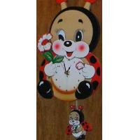 Wooden pendulum clock