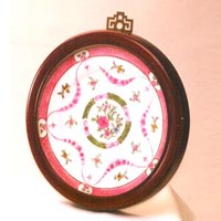 Wall Mount Plate Stand