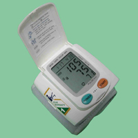 Portable Wrist Blood Pressure Monitor