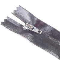 NYLON / COIL ZIPPER