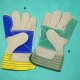 Gloves, A : 2012 
B : 2014