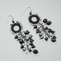 DANGLE EARRING