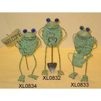 Tin Garden Decoration - , Welcome Frog (XL0834),Holding Muck Stick Frog (XL0832),Holding Water Can Frog (XL0833)