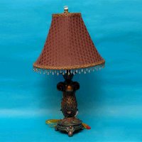 Roman Leaf Style Lamp