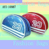 OVAL COSMETIC POUCH