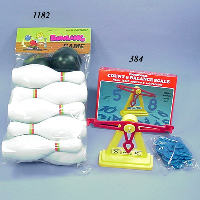 1182 Bowling Game Set
384 Educational Count & Balance Scale