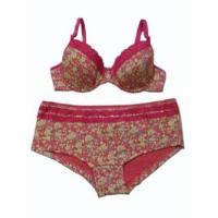 Underwired padded bra with hotpant