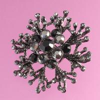BROOCH