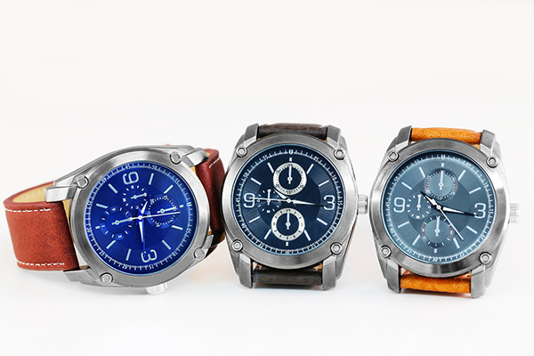 Quartz Analog Watch