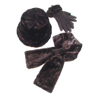 Glove: Polyester,Scarf/Hat: Main- Acrylic / Lining- Polyester