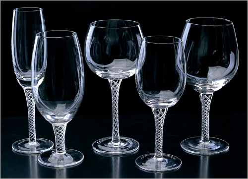 WINE GLASS