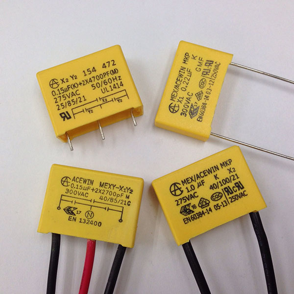 Capacitor