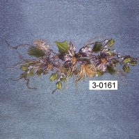 28 inches HW Poin/Pine/Berry Swag