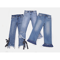 Ladies' embellished stretch jeans