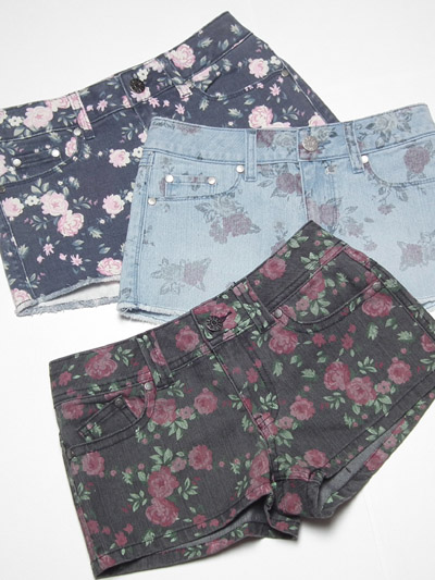 Girl's printed flora shorts