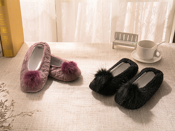 Woman's Soft-soled Shoe