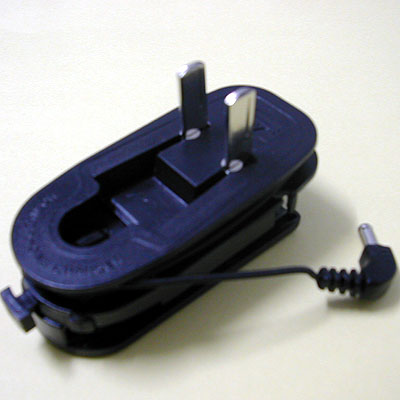 Belt-clip Mobile Charger,(Patent No. ZL98.232091 & ZL00.2274434.5)