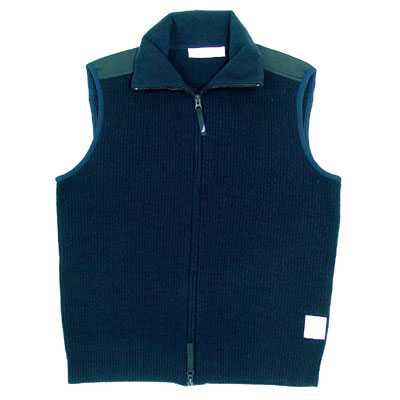 LADIES' KNITTED SLEEVELESS CARDIGAN. (9G)
