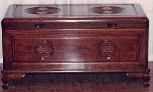 Camphorwood Chest in Long-life