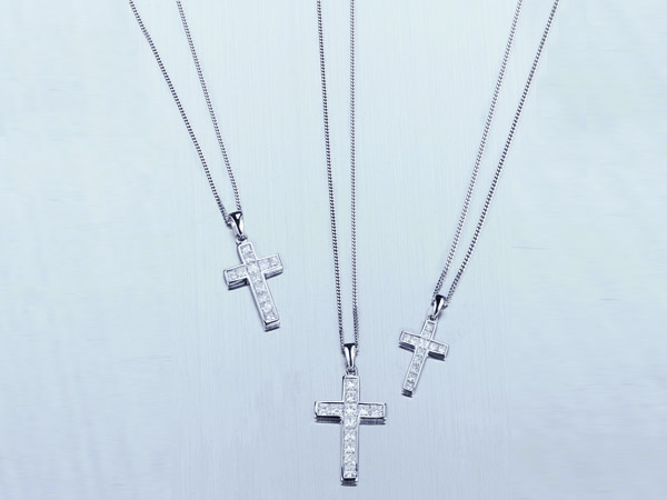 Sell 18KW DIAMOND PENDANT