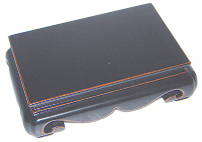 Rectangular Stand Decorated With Carved Caltrop Pattern Feet