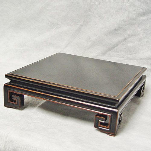 Square Stand With Coiled Feet