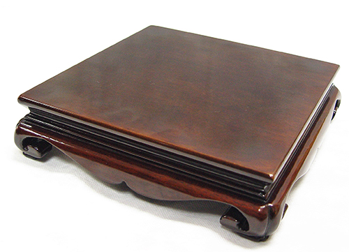 Square Base Decorated With Carved Caltrop Pattern Feet