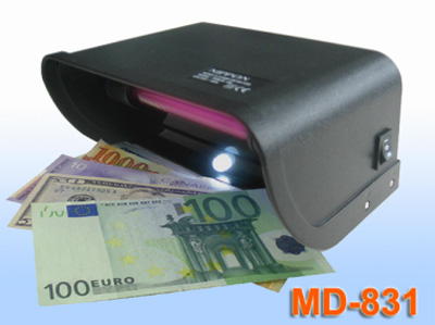 MoneyScan 831 - Counterfeit Money Detector