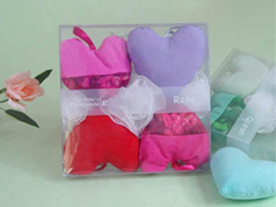 Heart shape cushion (set of 4)