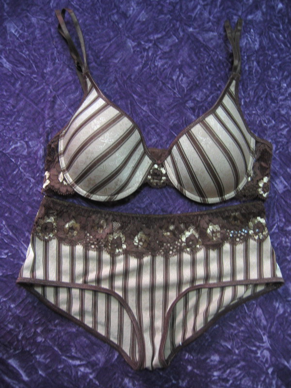 Sell BRA SET