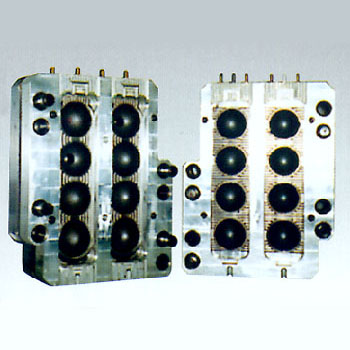 Eight Cavities Blow Mold