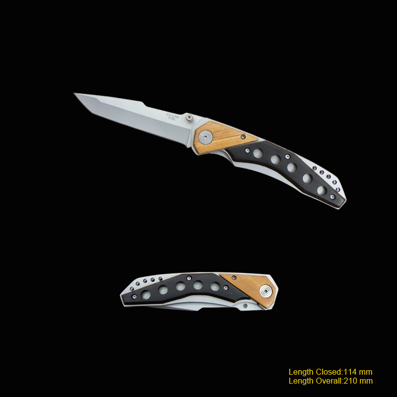 Deluxe Folding Knife