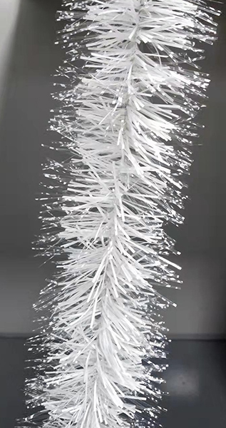 Christmas Holiday Celebration - 7cm x 1.8M Snow Tip Multi Layers Tinsel