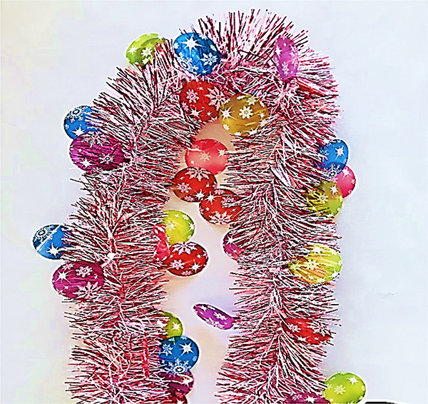 2M Red Tinsel with Multi Baubble