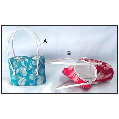 Evening Bag
(made by silk)