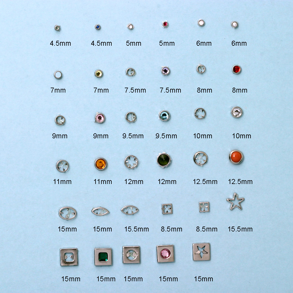 Rhinestone Prong Nail