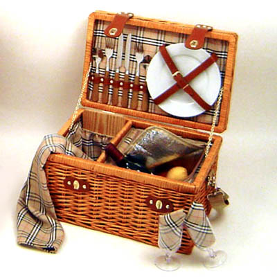 Willow Picnic Baskets for 4