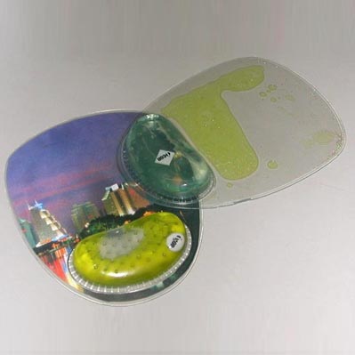 Mouse Mat with aqua wrist rest pad