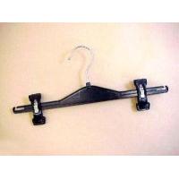 Clothes hanger