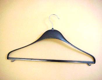 Clothes hanger