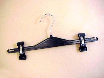 Clothes hanger