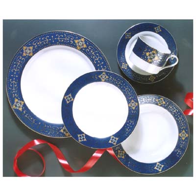 Porcelain Dinner Set