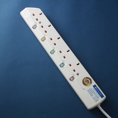 Surge protect 5 gangs power socket