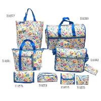 Allover Sweetheart Pattern 8 Pcs Four Tote Bags Four Hand Bags Set