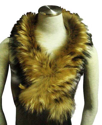 Natural Colour Raccoon Fur Scarf w/fabric lining