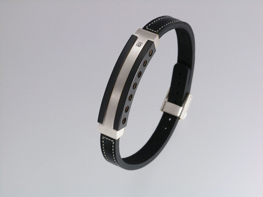 STAINLESS STEEL & TITANIUM JEWELLERY