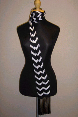 Ladies' Knitted Scarf