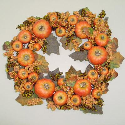 18 inches PUMPKIN/BERRY WREATH