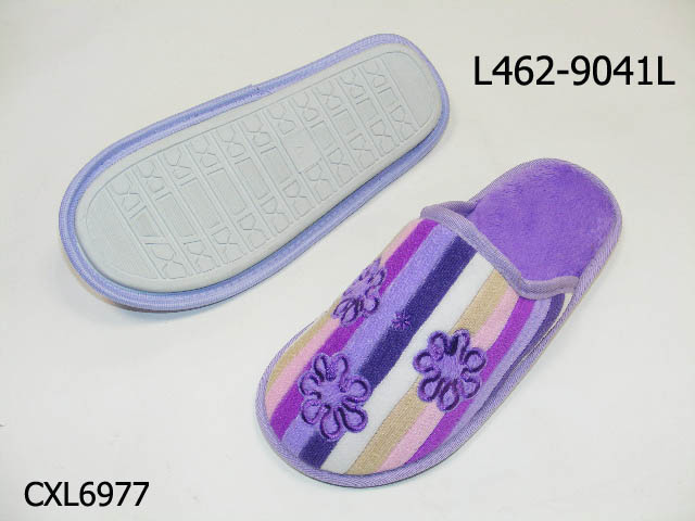 Indoor slippers