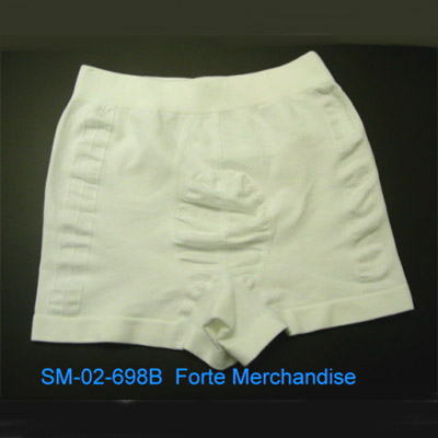 Men's knitted seamless boxer.